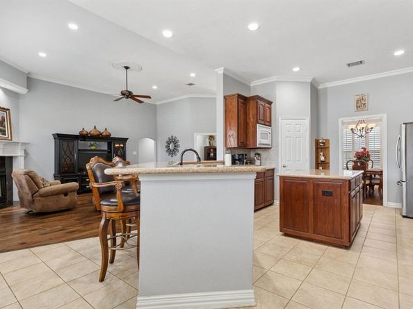 11208  Brook Green Lane , Haslet Texas 76052