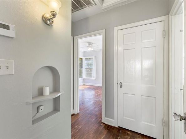6043  Overlook Drive , Dallas Texas 75227