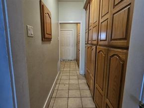 809 N Crawford Street , Dallas Texas 75203