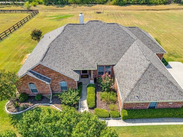 7951  Meadow Ridge Drive , Northlake Texas 76247