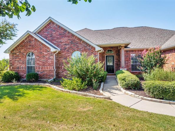 7951  Meadow Ridge Drive , Northlake Texas 76247