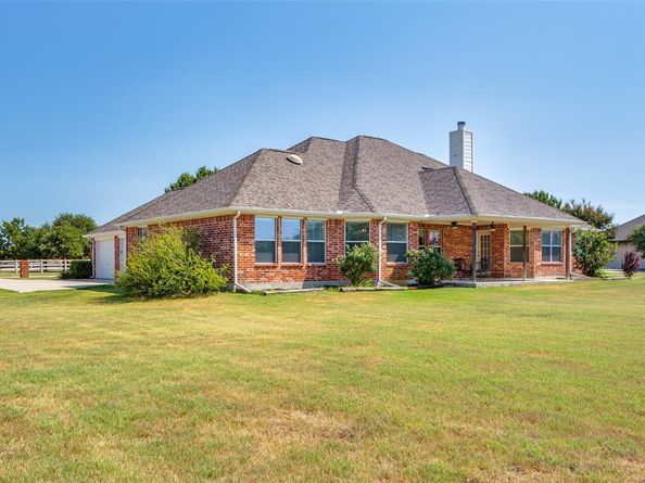 7951  Meadow Ridge Drive , Northlake Texas 76247