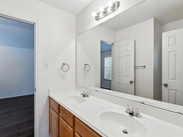 4505  Clearlake Drive , Rowlett Texas 75088