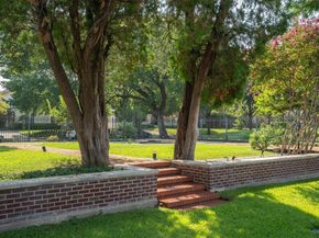 1001  Elizabeth Boulevard , Fort Worth Texas 76110