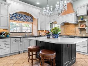 1001  Elizabeth Boulevard , Fort Worth Texas 76110