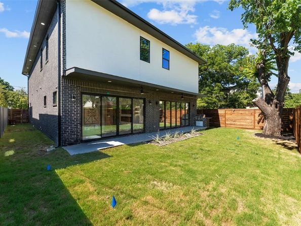 4717  Linnet Lane , Dallas Texas 75209