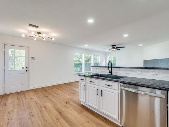 1999  Bishop Hill  , Frisco Texas 75036