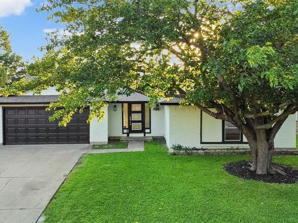1217  Via Balboa  , Mesquite Texas 75150