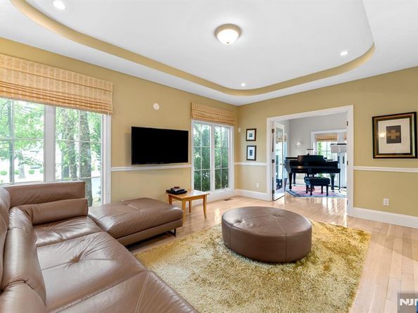 519 E Palisade Avenue, Englewood Cliffs NJ 07632