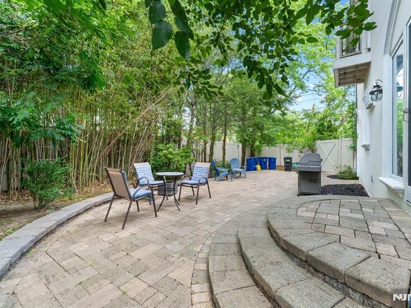 519 E Palisade Avenue, Englewood Cliffs NJ 07632