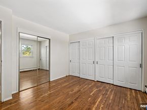 22 Acorn Road, Secaucus NJ 07094