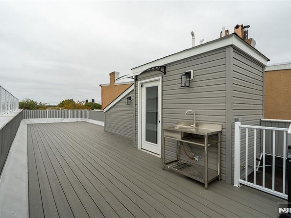 40 Wright Avenue, Jersey City NJ 07306