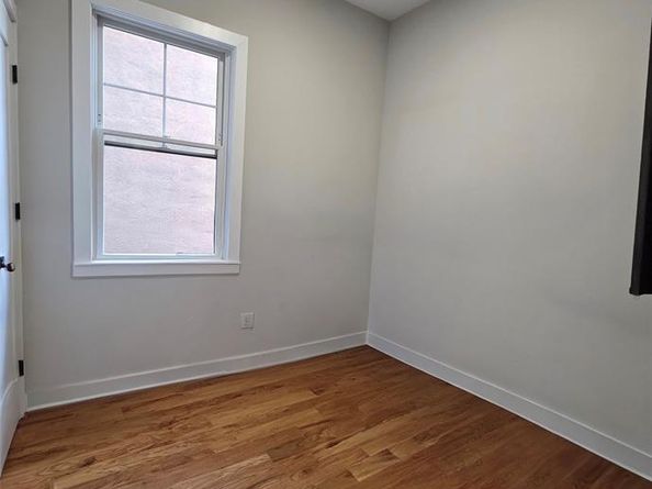 40 Wright Avenue, Jersey City NJ 07306