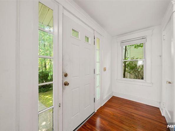 450 Fort Lee Road, Leonia NJ 07605