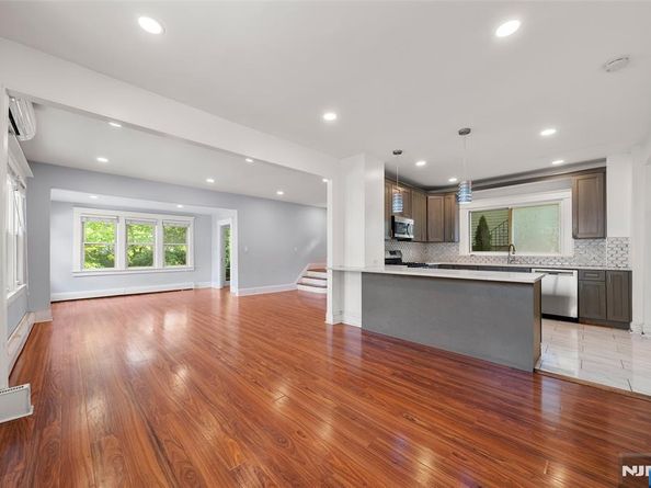 450 Fort Lee Road, Leonia NJ 07605