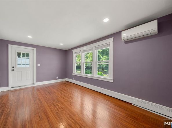 450 Fort Lee Road, Leonia NJ 07605