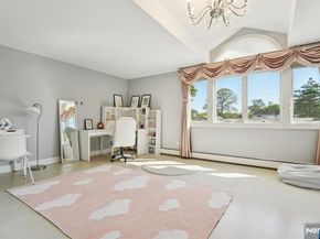 32 Laurie Drive, Englewood Cliffs NJ 07632