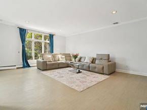 32 Laurie Drive, Englewood Cliffs NJ 07632