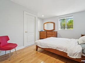 32 Laurie Drive, Englewood Cliffs NJ 07632