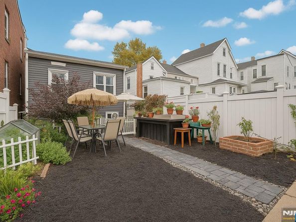 413 4th Street, Union City NJ 07087