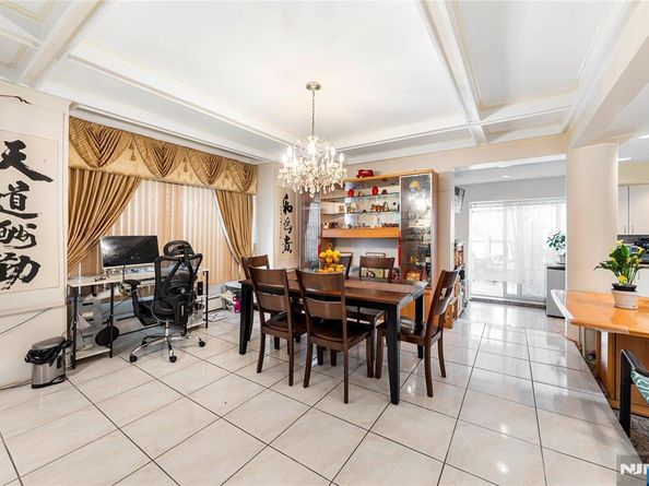 413 76th Street, North Bergen NJ 07047