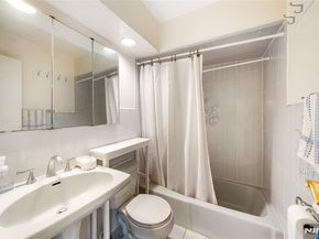 413 76th Street, North Bergen NJ 07047