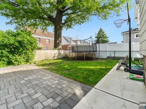 186 Oakwood Avenue, Cliffside Park NJ 07010