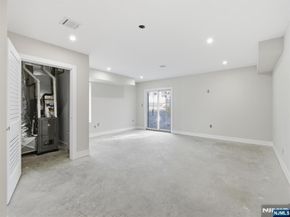 138-140A Weigands Lane, Secaucus NJ 07094