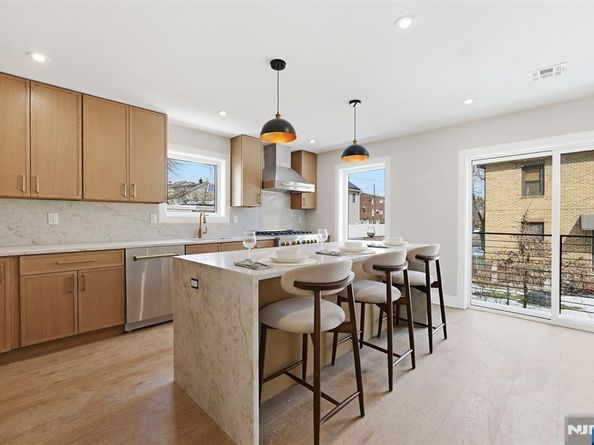 138-140A Weigands Lane, Secaucus NJ 07094