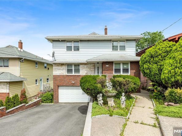 261 10th Street, Palisades Park NJ 07650