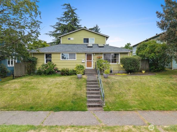 4821 S Brandon Street, Seattle WA 98118