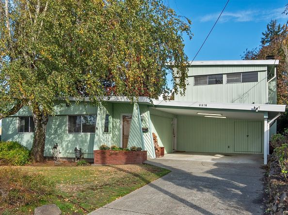 2214 NE 7th Street, Renton WA 98056