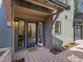 3022 NE 95th, Seattle WA 98115