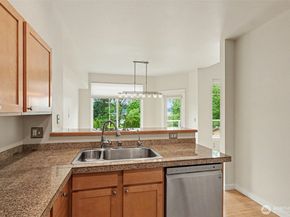 3500 E Lake Sammamish Parkway SE 2103, Sammamish WA 98075