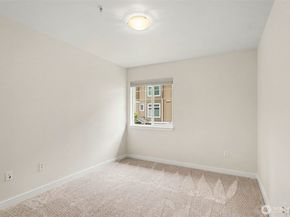 3500 E Lake Sammamish Parkway SE 2103, Sammamish WA 98075