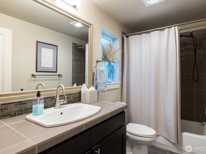 3414 33rd Avenue SW, Seattle WA 98126