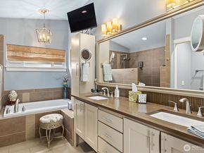 3414 33rd Avenue SW, Seattle WA 98126