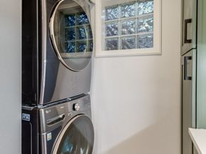 1504 Aurora Avenue N 110, Seattle WA 98109