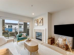 1504 Aurora Avenue N 110, Seattle WA 98109