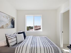 9323 Marcus Avenue S B, Seattle WA 98118