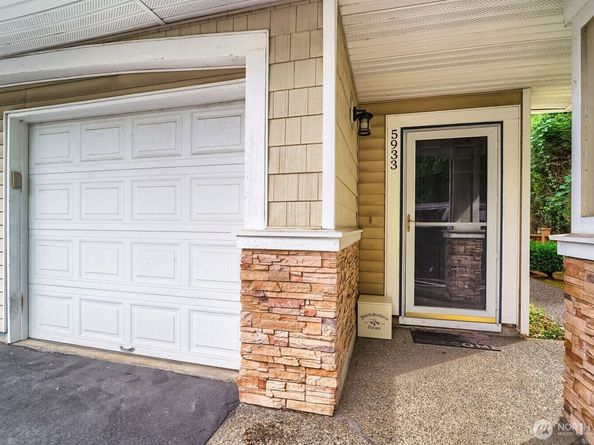 5933 S 234th Place 25, Kent WA 98032