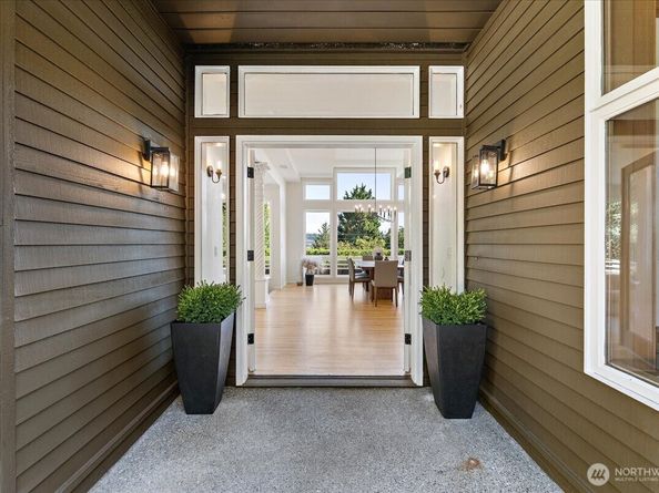 9095 SE 79th Street, Mercer Island WA 98040