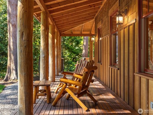 9000 Kono Road NE, Bainbridge Island WA 98110