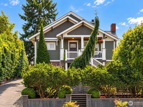 825 NE 75th Street, Seattle WA 98115