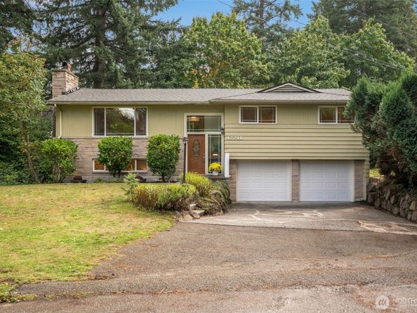 17716 Densmore Avenue N, Shoreline WA 98133