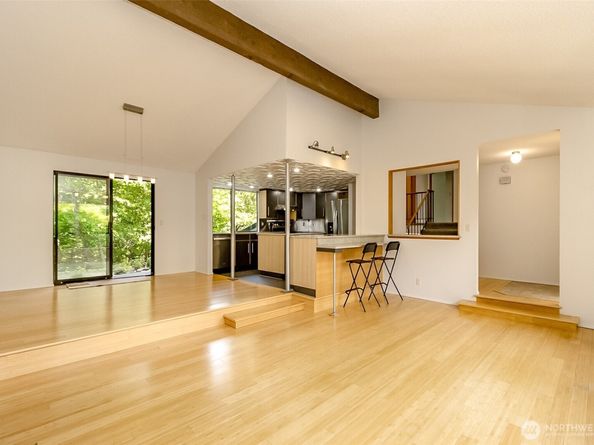 14333 93rd Avenue NE, Kirkland WA 98035