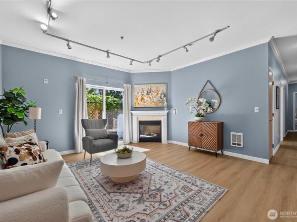 10709 Valley View Road C101, Bothell WA 98011