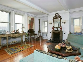131 East 66th Street