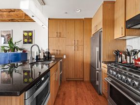5-49 Borden Avenue 3C, Queens NY 11101