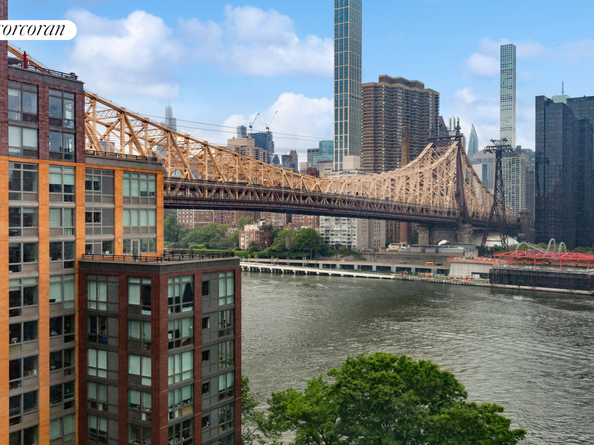 415 Main Street 10E, New York NY 10044